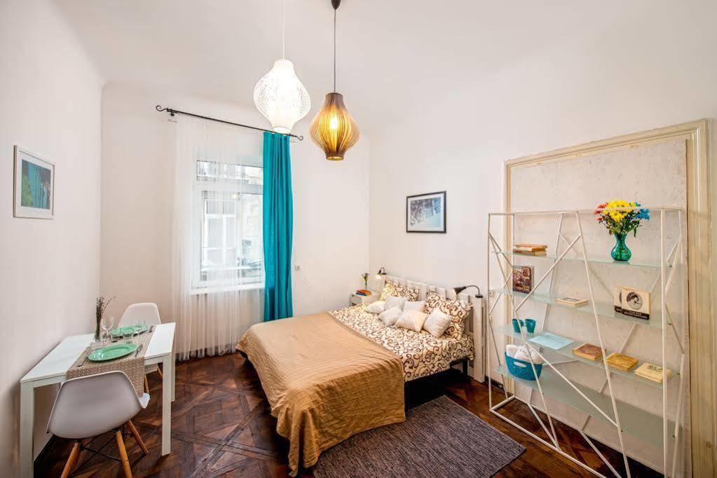 Apartament On Kostiushka Lviv Exterior foto